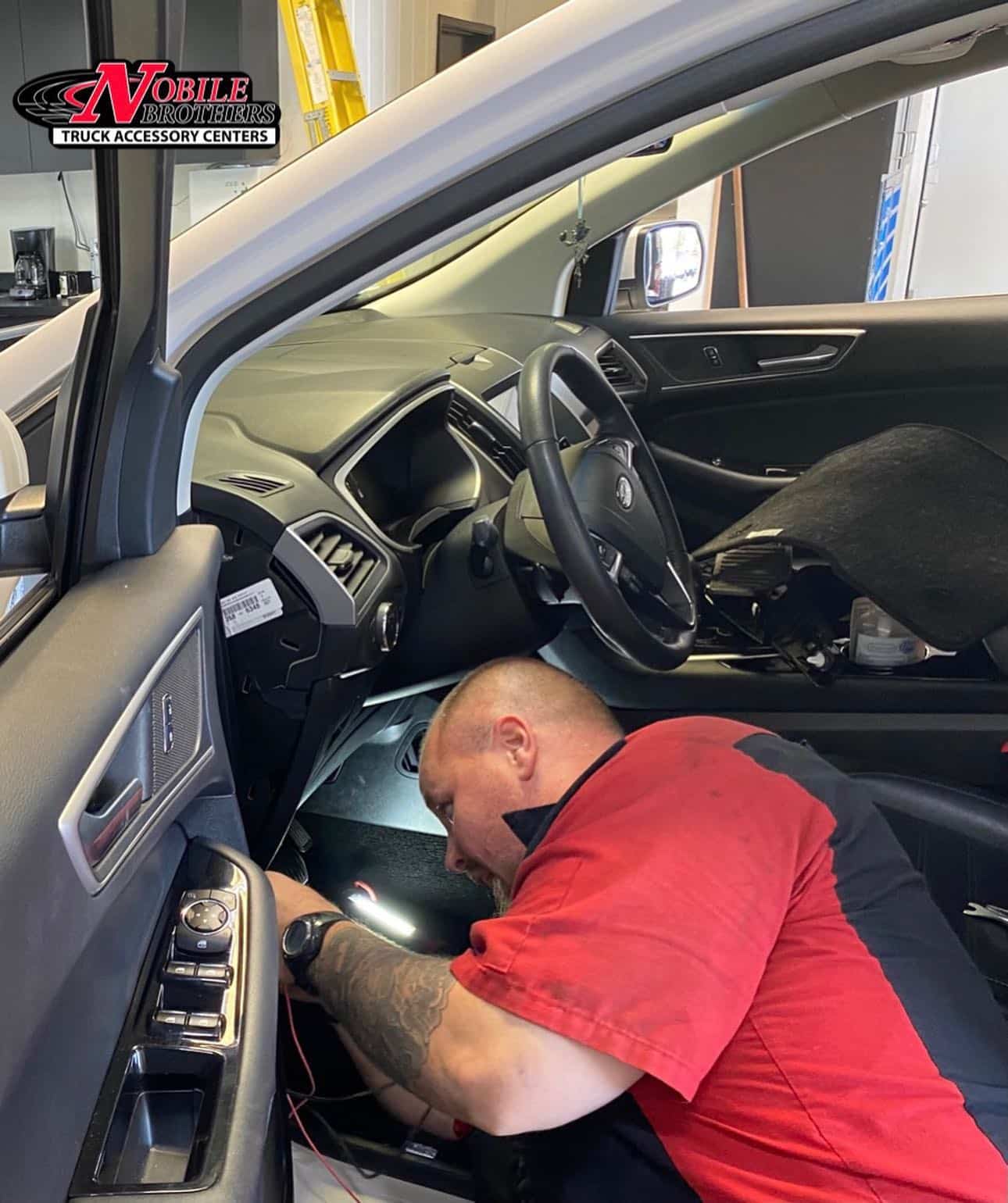 The Venturer™ is a compact, timebased brake controller. Nobile